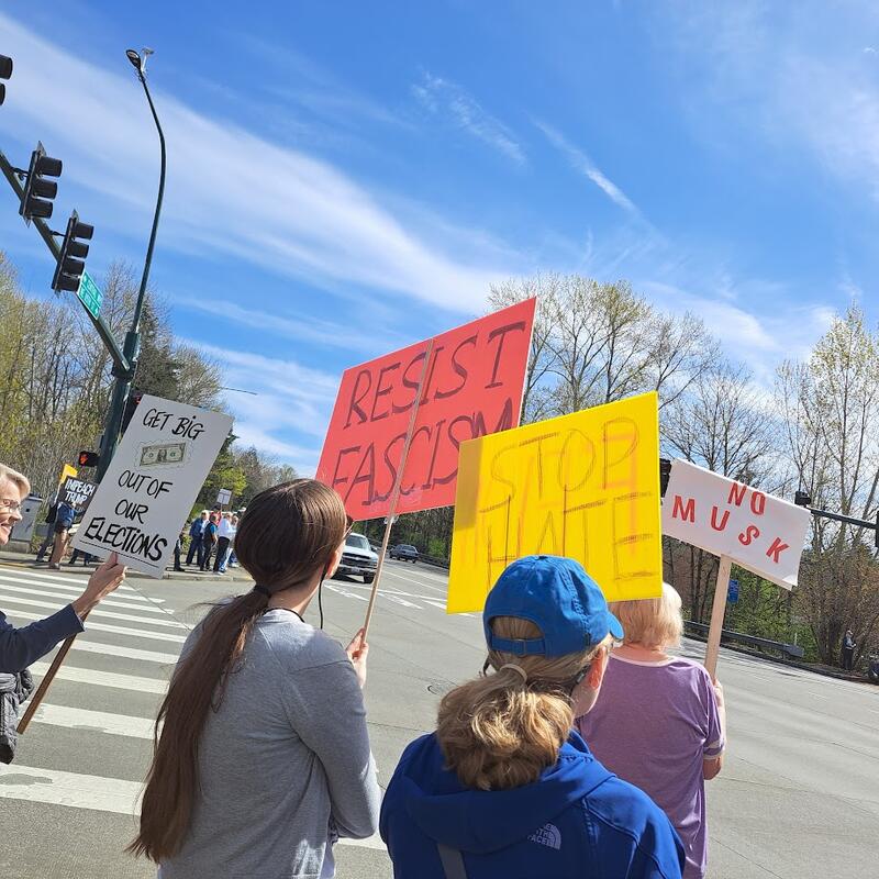 Resist-Fascism--Stop-Hate.jpg
